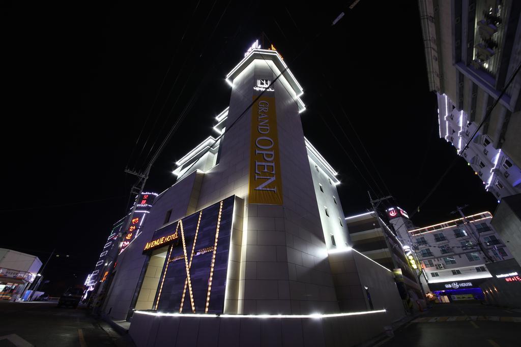 Avenue Hotel Чонджу Екстер'єр фото