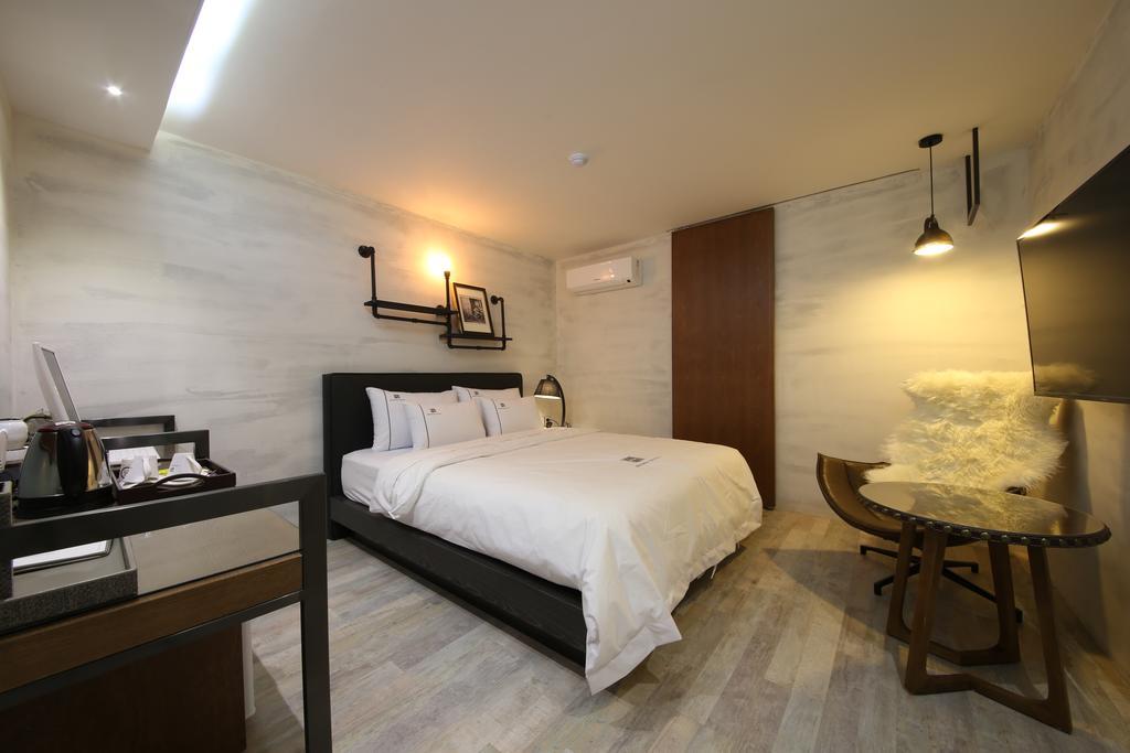 Avenue Hotel Чонджу Екстер'єр фото