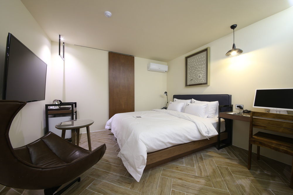 Avenue Hotel Чонджу Екстер'єр фото